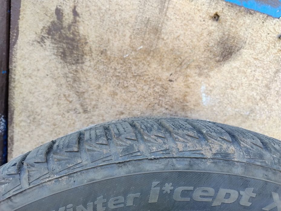 hankook winter i*cept x 225/60 r17 бу