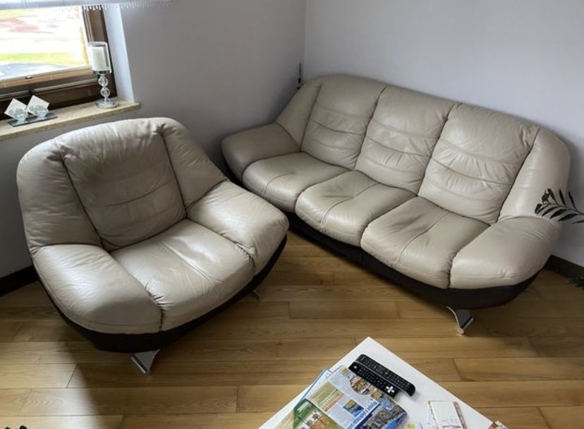 Skórzana kanapa i fotel, stolik gratis