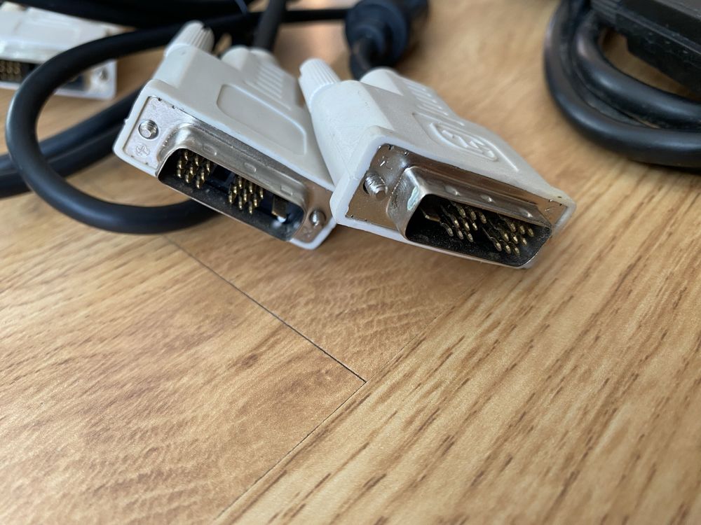 Продам кабели dvi to dvi,vga to vga,scart to scart