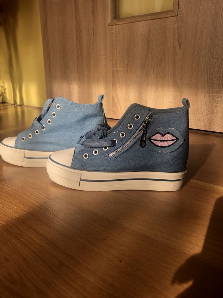 trampki jeansowe
