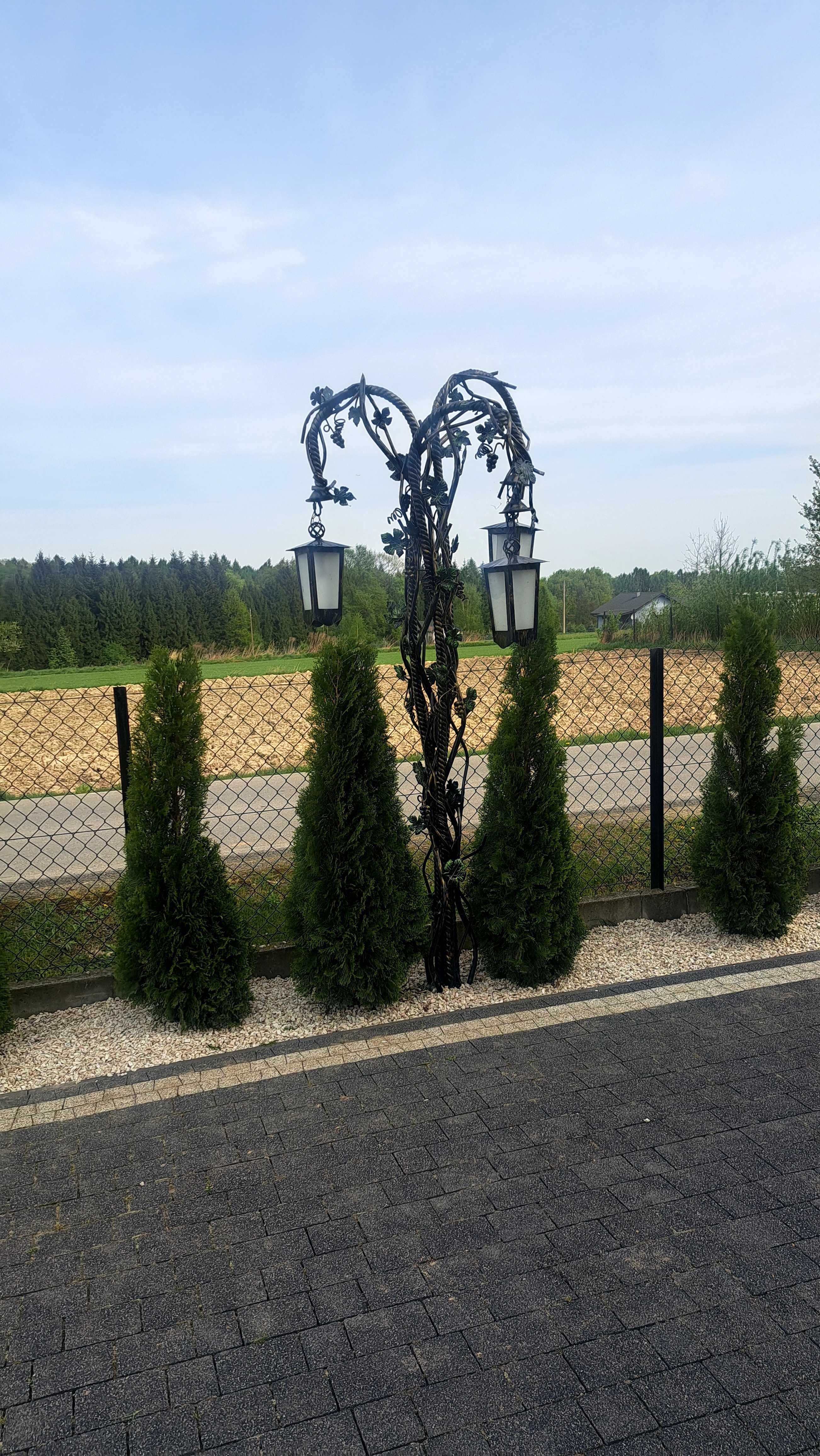 Lampy ogrodowe  cynkowane
