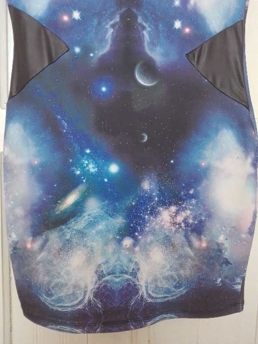 Sukienka Kosmos galaxy motyw kosmosu L XL modelująca skórzane wstawki