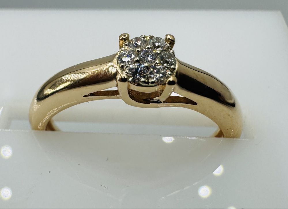 Кольцо с бриллиантами 585