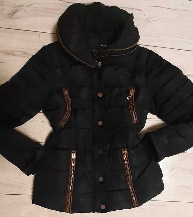 Zimowa czarna ciepła kurtka damska rozmiar 38