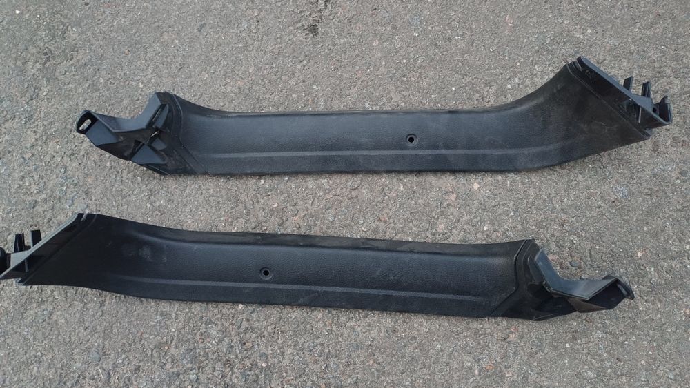 Пластикова обшивка кришки багажника Audi Q3 83a 83A867979.