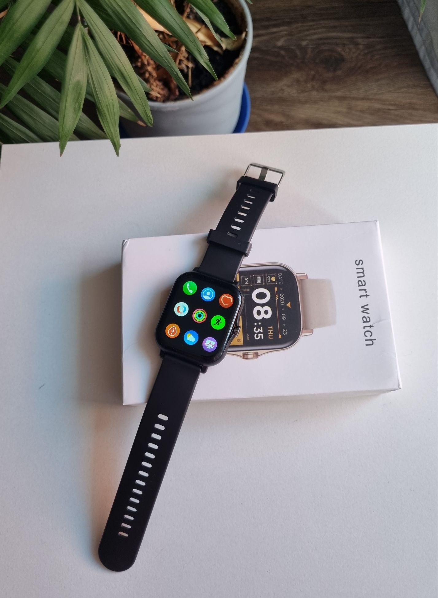 Smartwatch czarny
