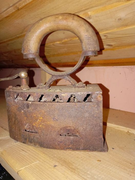 Праски давні утюги