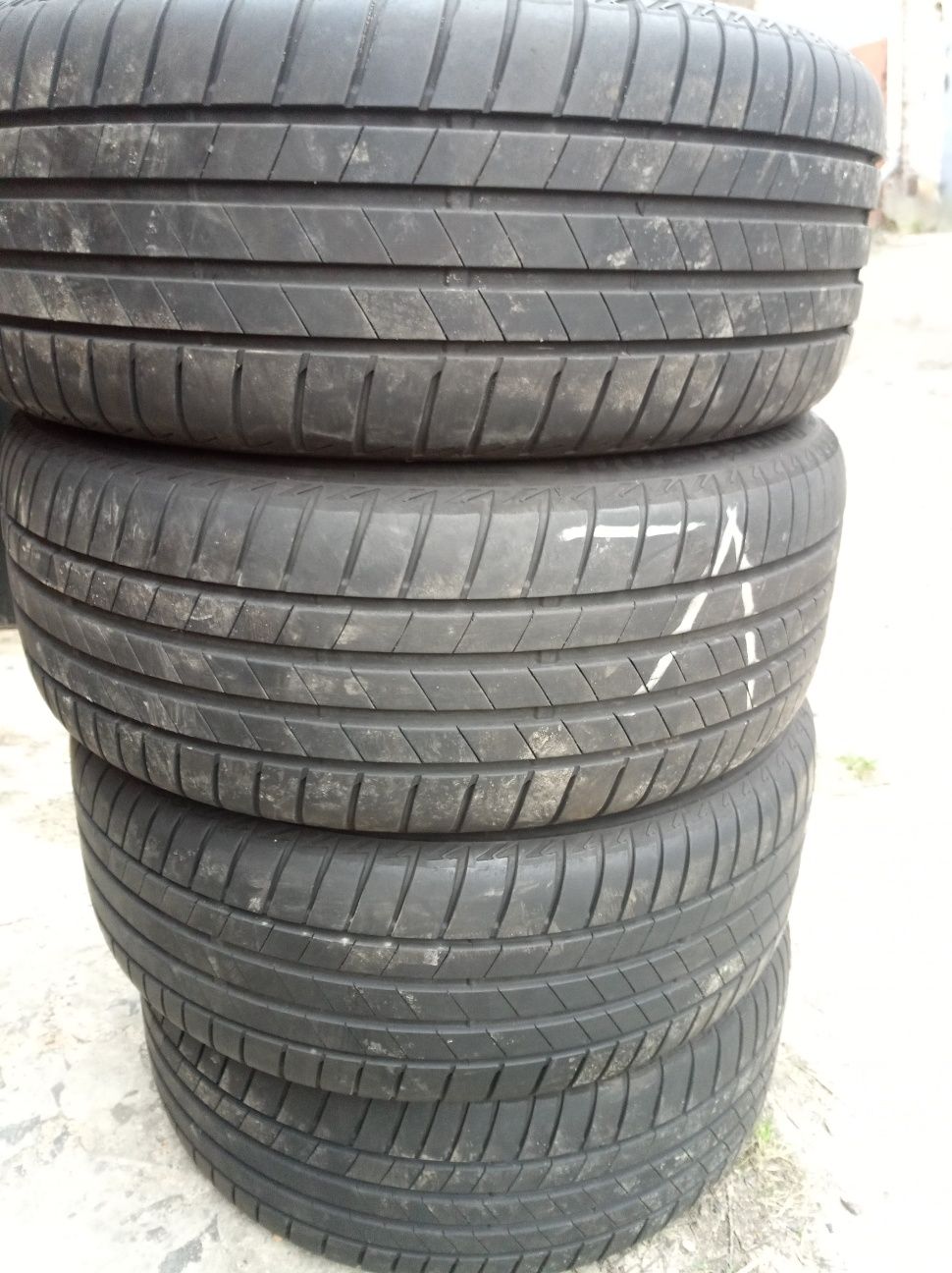 225/45 r17 Bridgestone