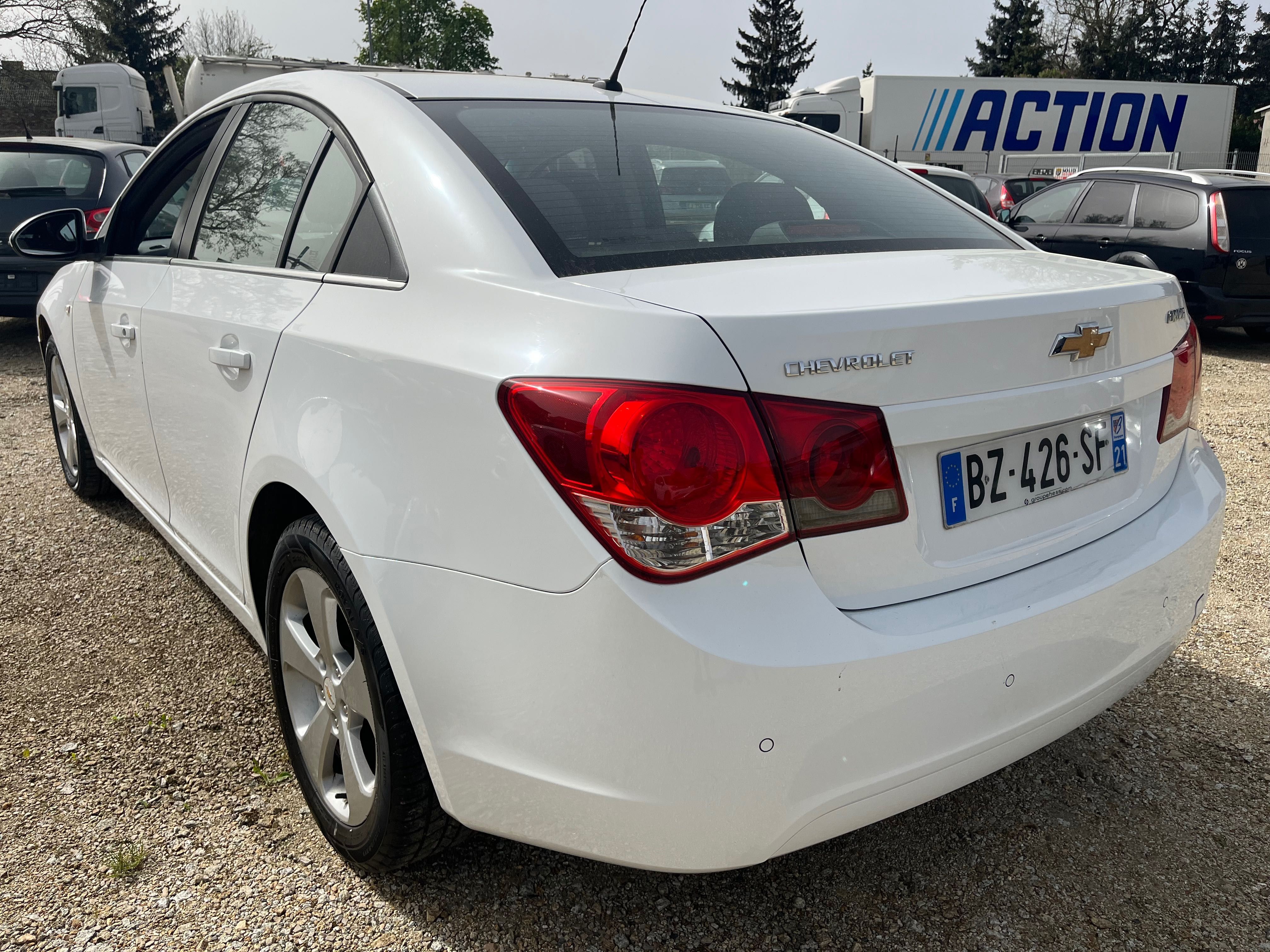 Chevrolet Cruze sedan bezwypadkowy