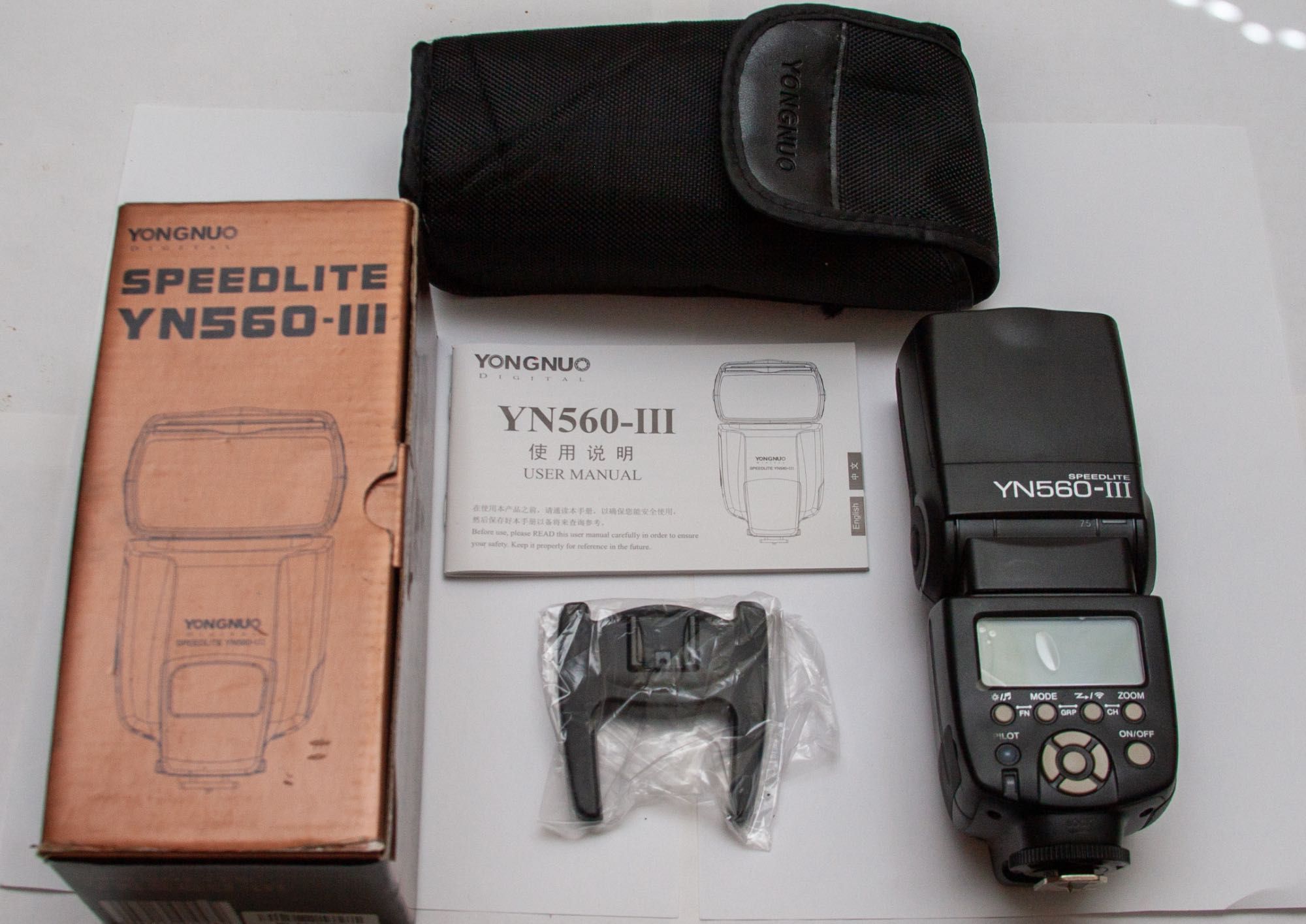Спалах Yongnuo YN560 III для Canon Nikon Sony