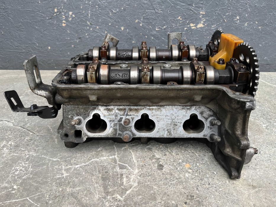ГБЦ головка блока Opel Corsa Agila 1.0 12V