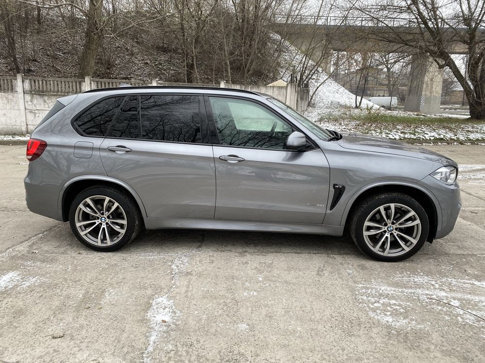 BMW X5  F15  2017 року