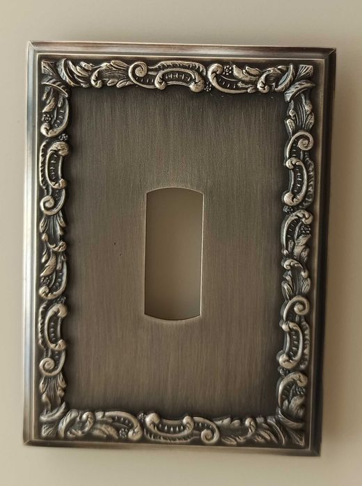 Espelho tomada estilo Luis XV