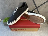 Розмір 47. Чоловічі кросівки кеди снікерси Levi's