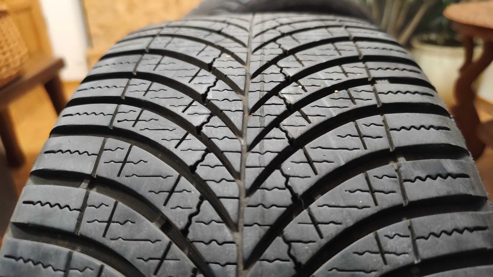 Opony całoroczne 225/45/17 Goodyear Vector Gen 3 - 2szt., para, 5 mm