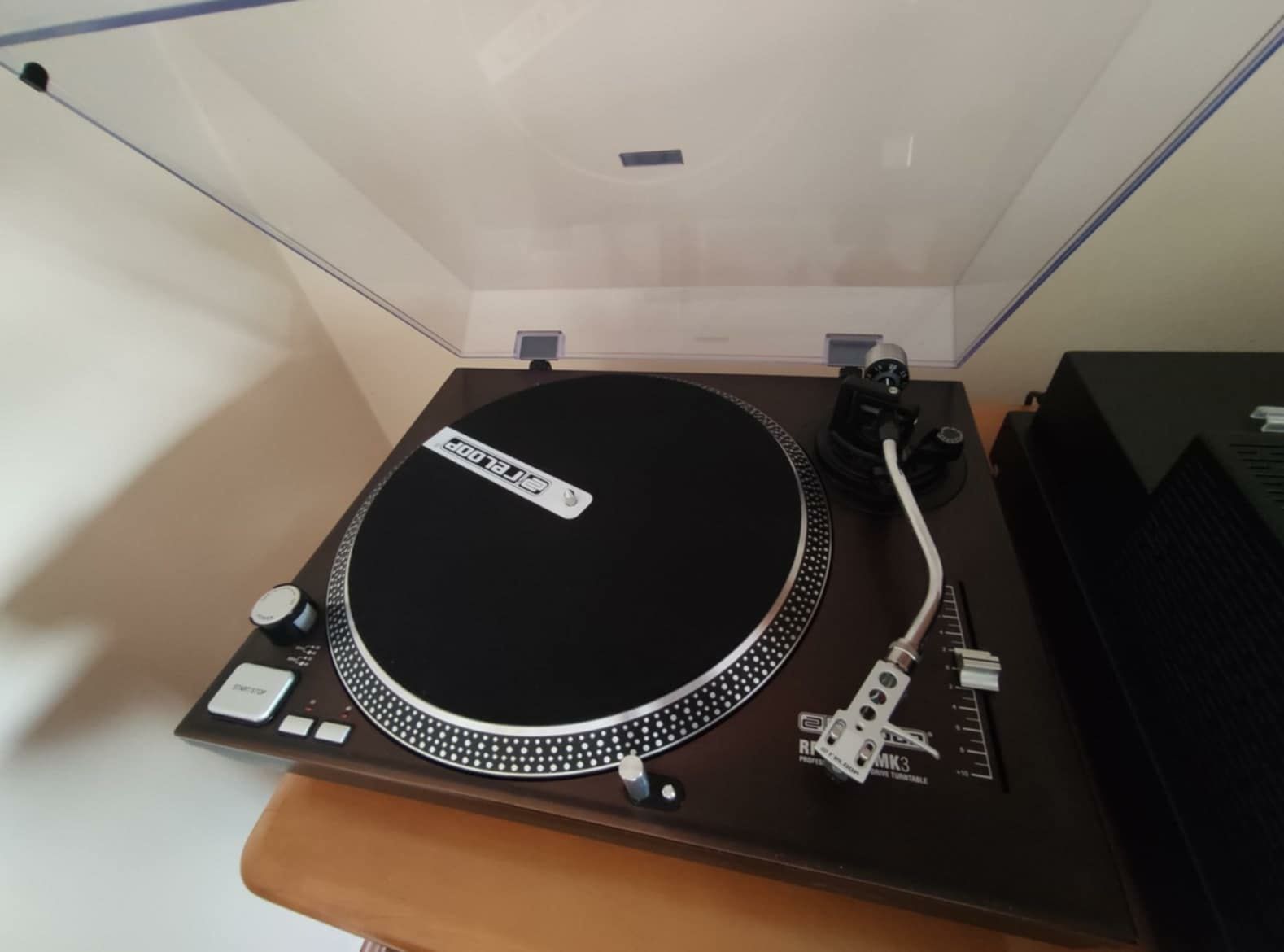 Gramofon Reloop RP-2000MK 3