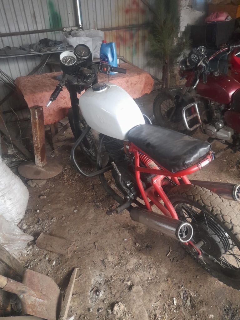 Продам Иж планета