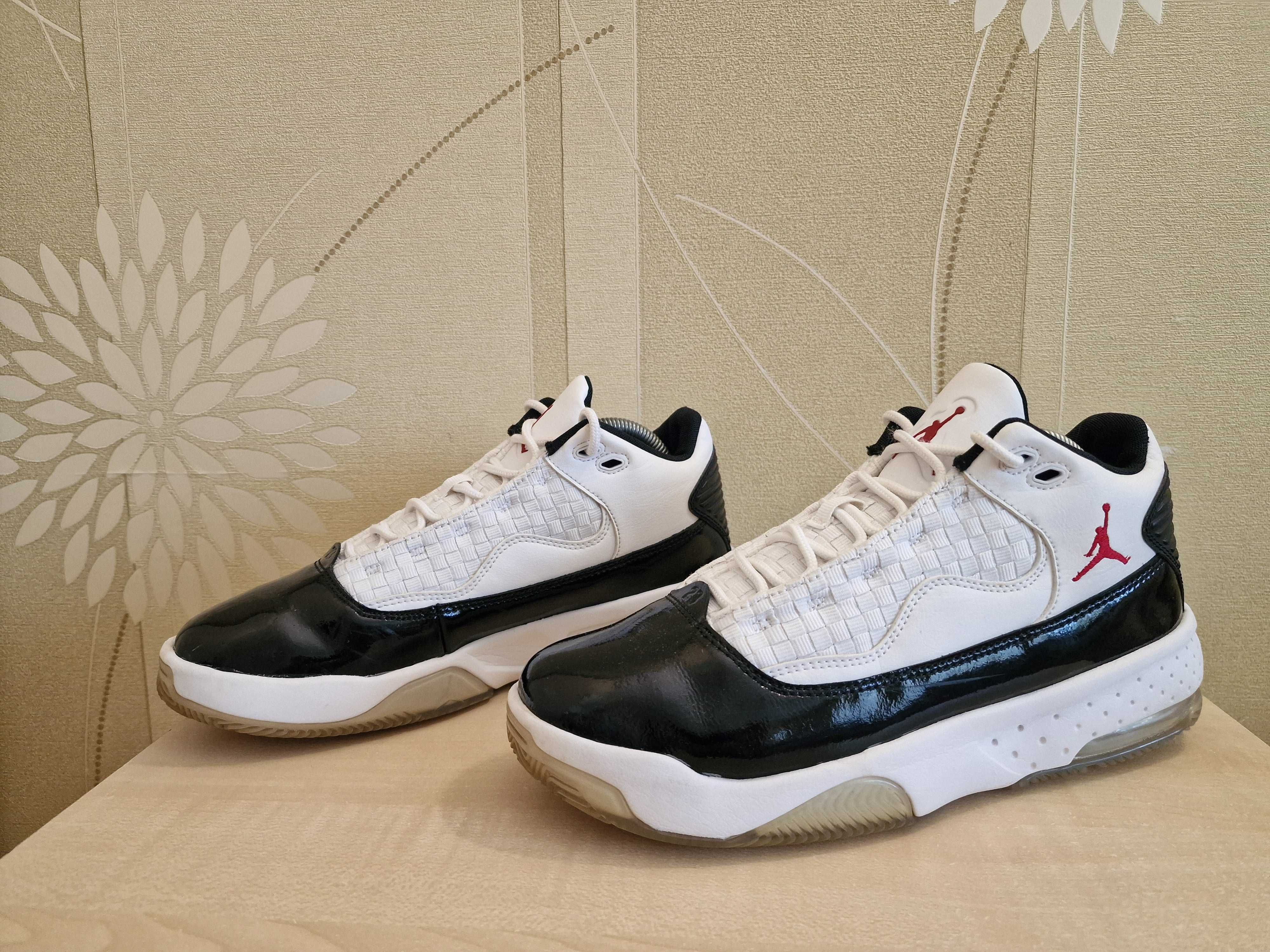 Кросівки Air Jordan Aura 2 оригінал розмір 40