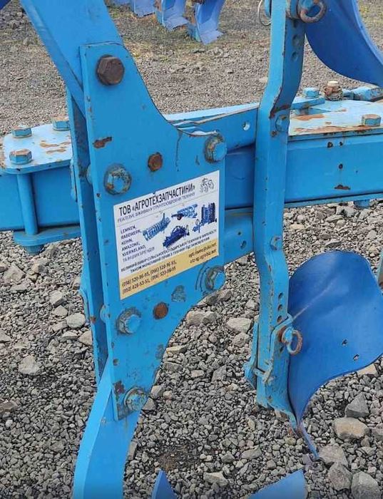 Плуг Lemken EurOpal 7 4 корп. Lemken Opal 120 із зміною ширини оранки