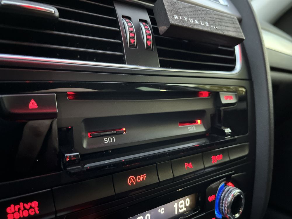 Продам Audi A4 b8
