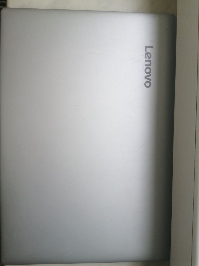 Laptop Lenovo ideapad