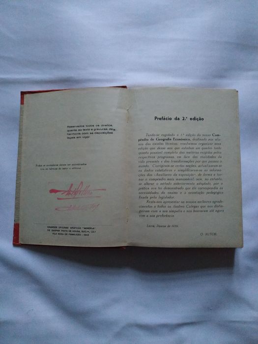Livro Compêndio de Geografia  Económica de 1939