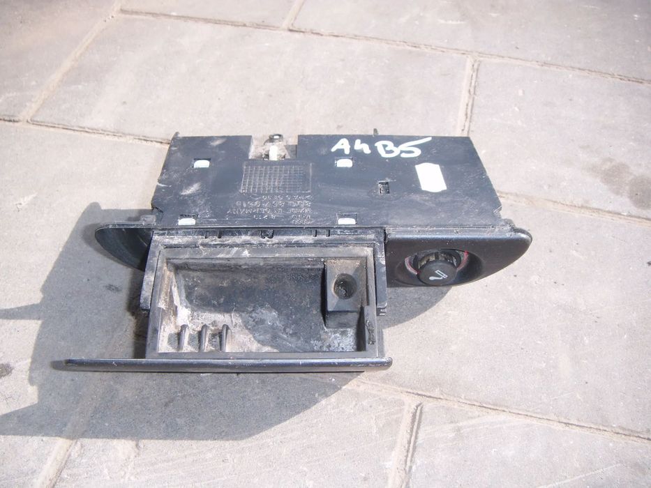 audi a4 b5 98r zapalniczka