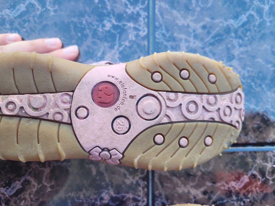 Buty dziecięce  Elephant rozmiar 25.