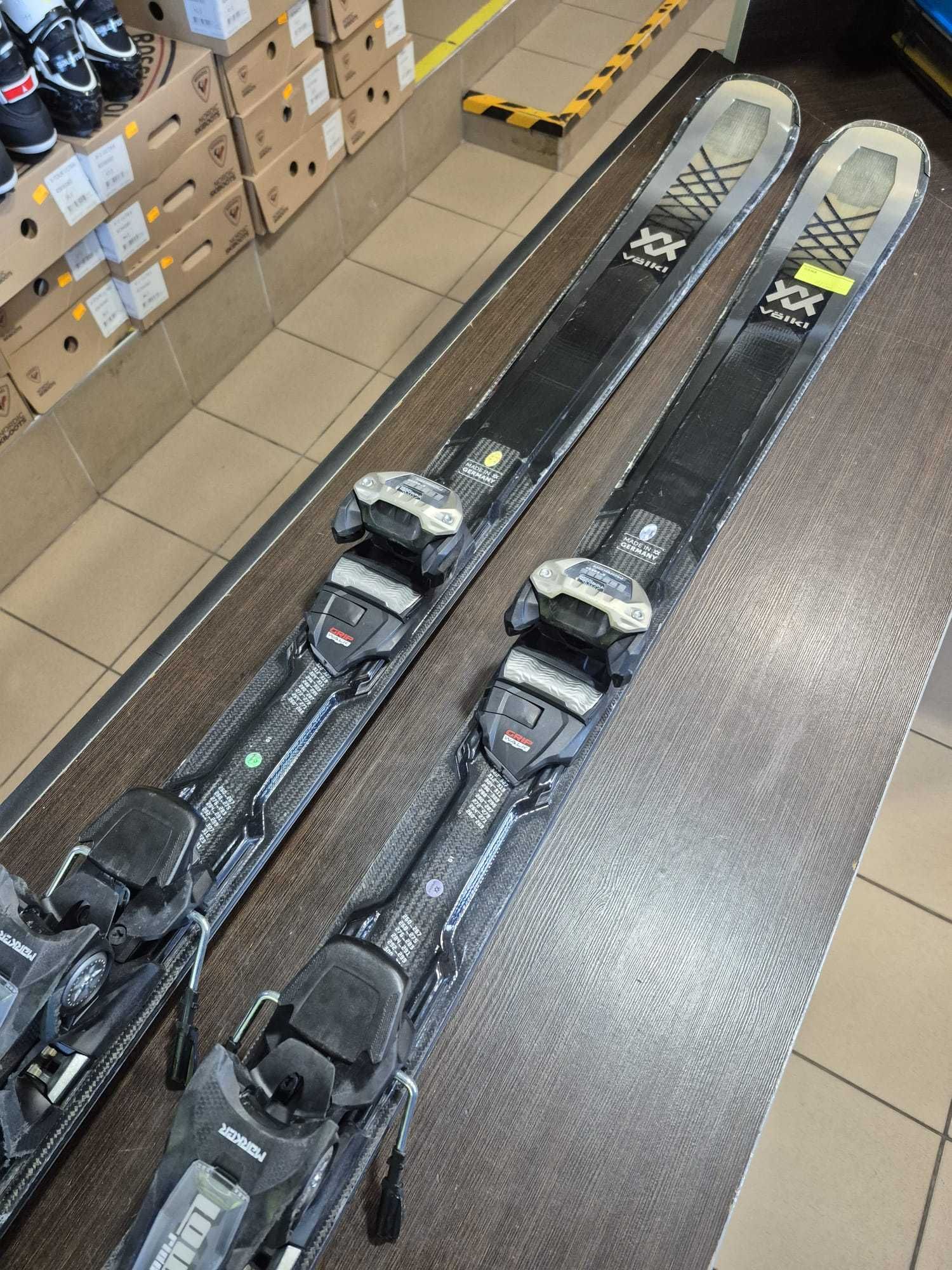 Pakiet nart Volkl Deacon V-Werks Lawride sezon 2023