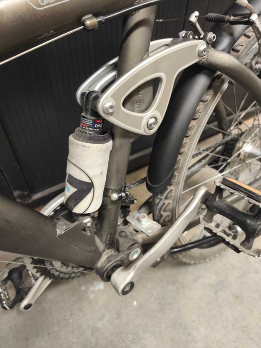 Bicicleta senhora pouco uso