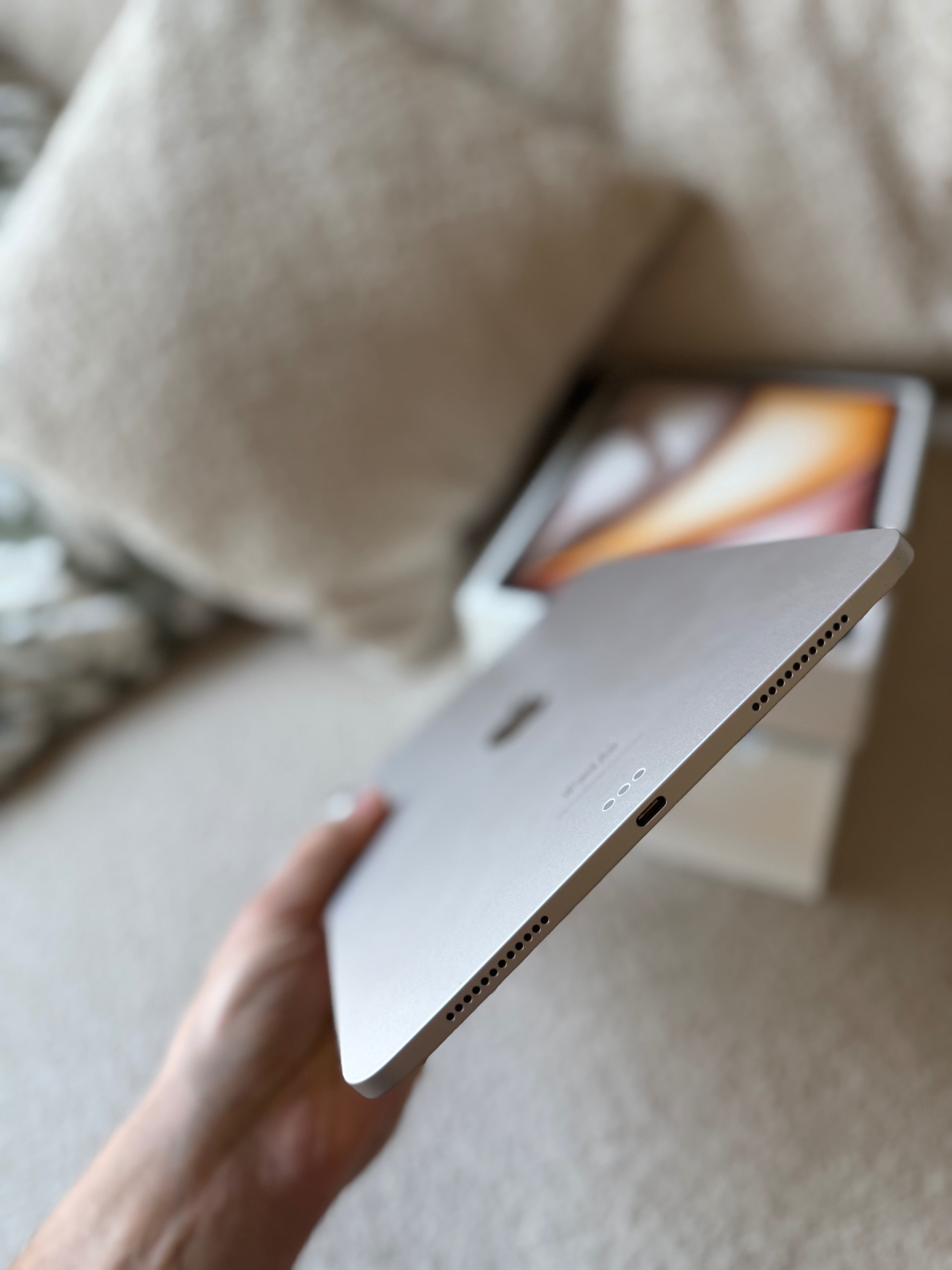 iPad Air 11” z procesorem Apple M2, w wersji 128GB Wi-Fi