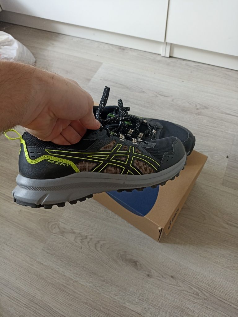 ASICS Trail Scout 3 43 27,5
