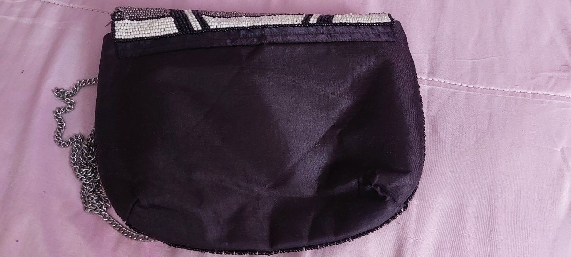 Mala pequena Pull Bear