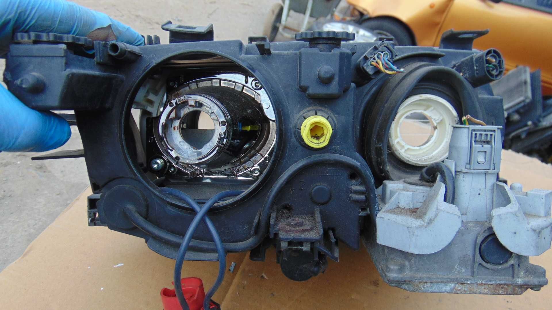 Mar4 Lampa przednia lewa BMW e46 e-46 xenon EU wysyłka