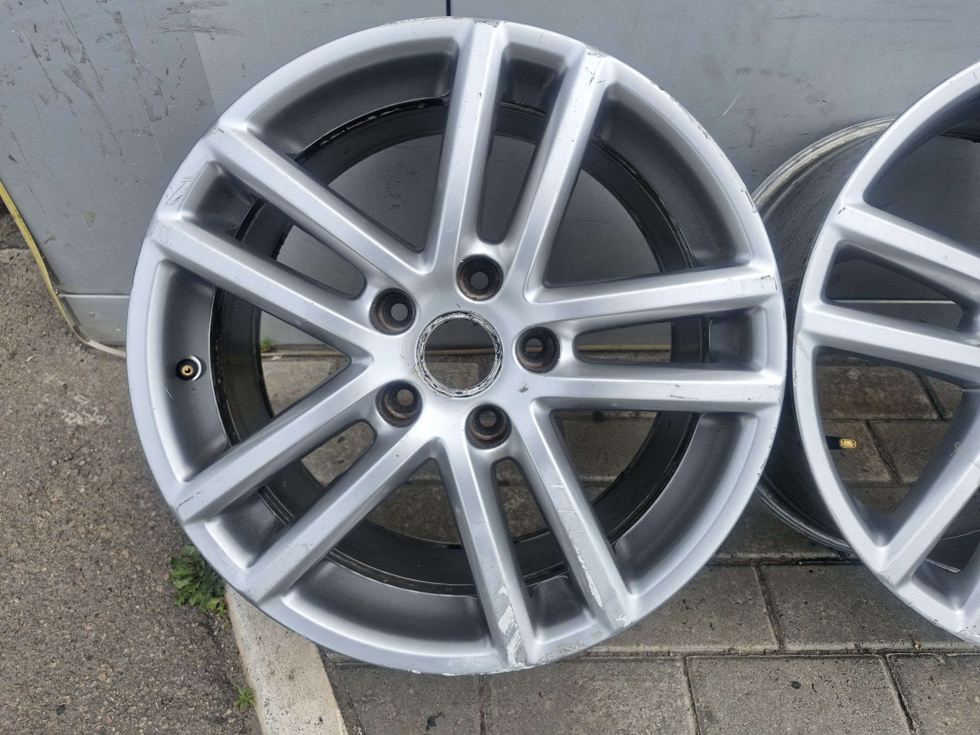 Диски R 19 5 130 таурег каєн Q7