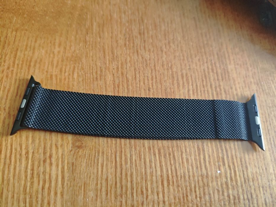 Браслет металлический на Apple watch