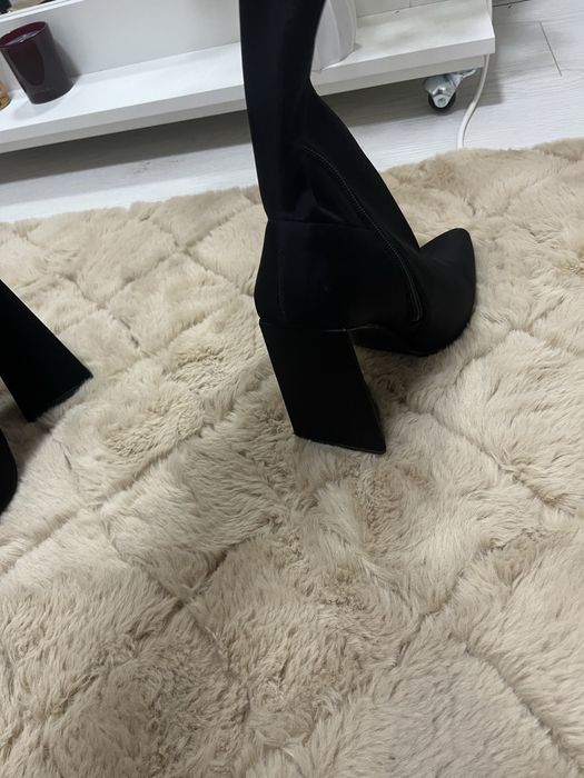 Ботінки жіночі в гарному стані