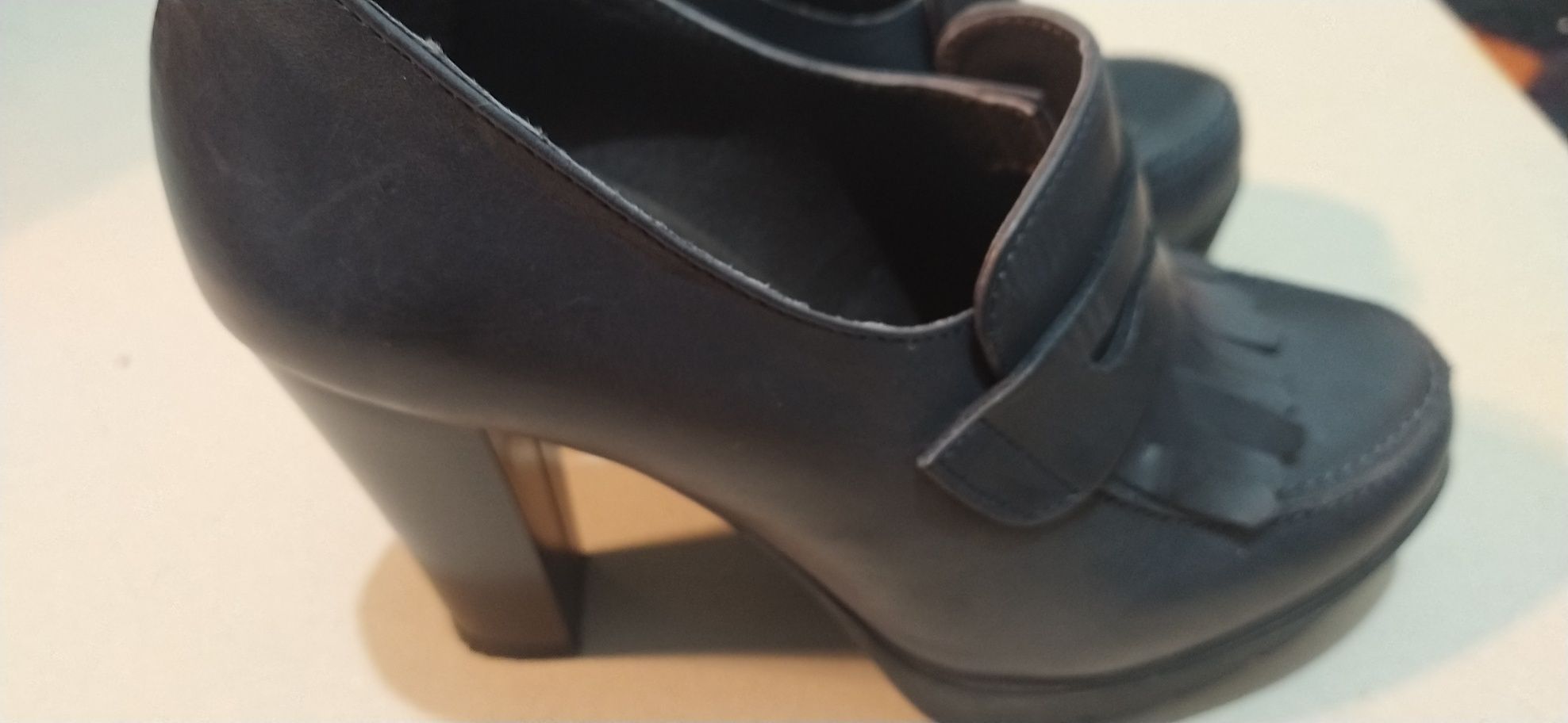 Sapatos  em pele