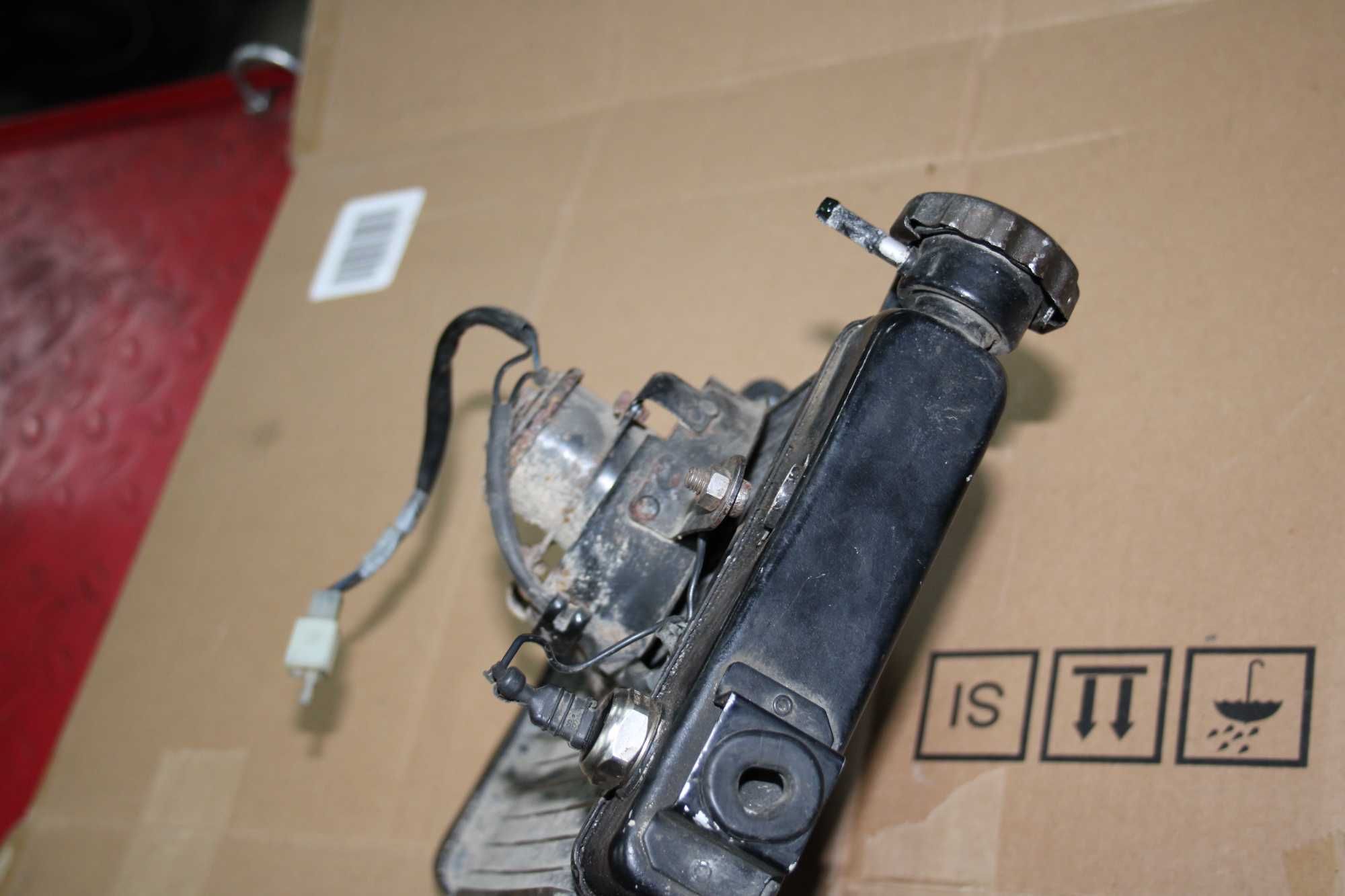 Chłodnica Wody Wentylator Zbiorniczek Honda CBR 125 JC34 04-06