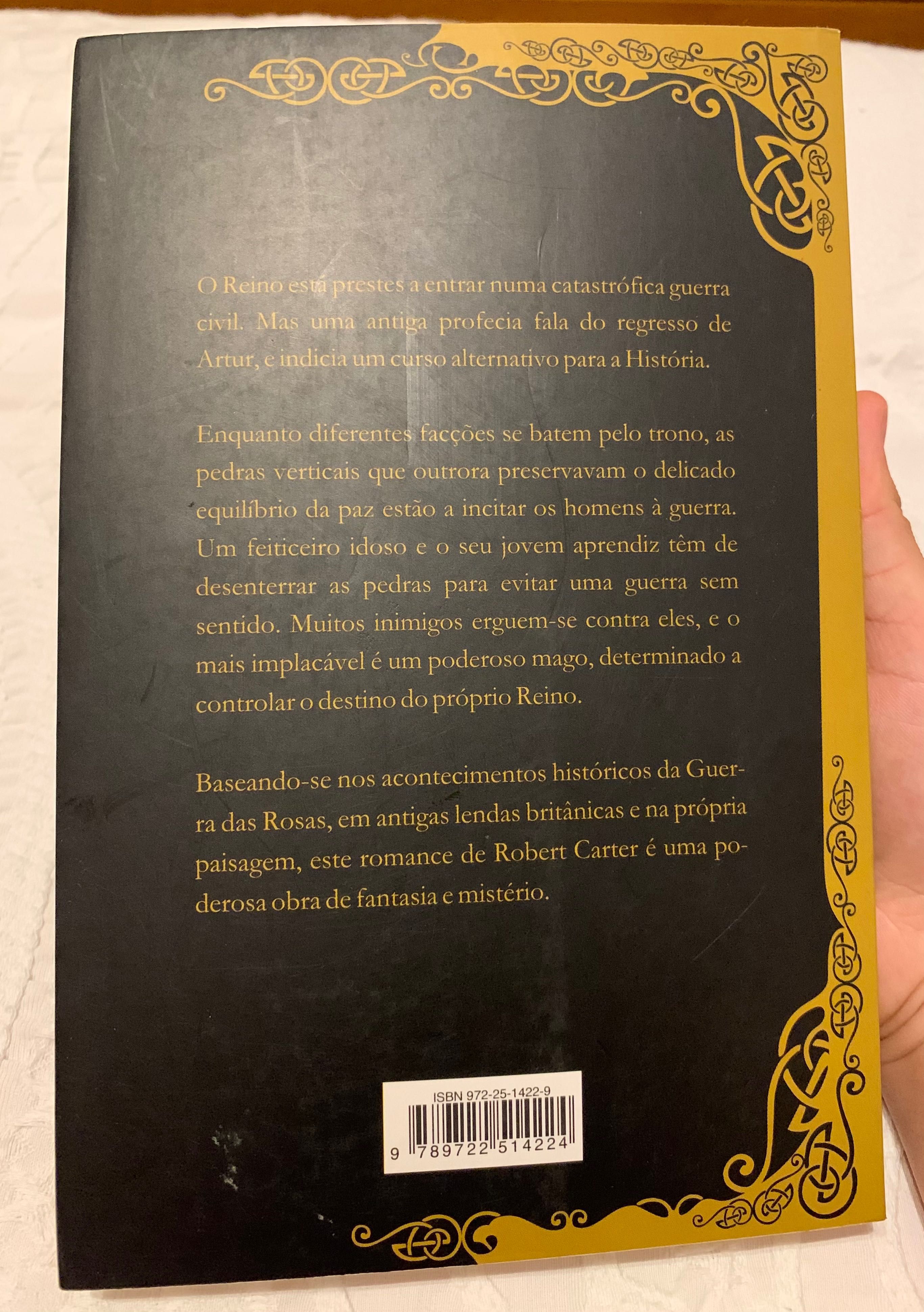 Livro “A linguagem das pedras”, de Robert Carter