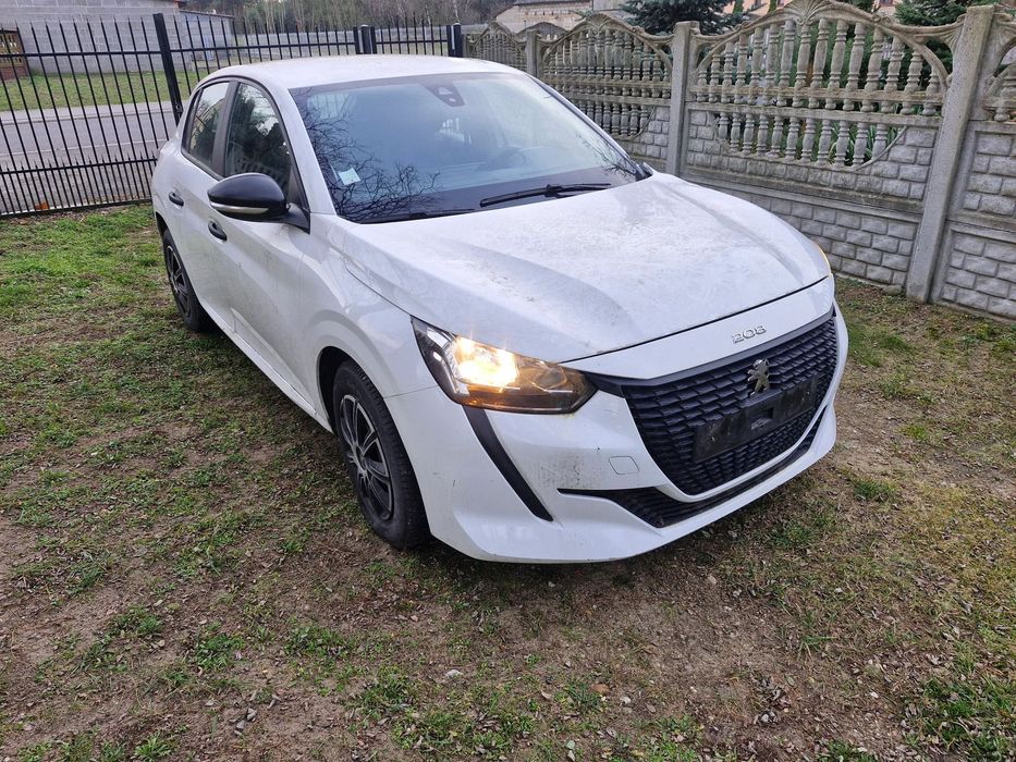 Peugeot 208 1.2 vti w calosci lub na czesci