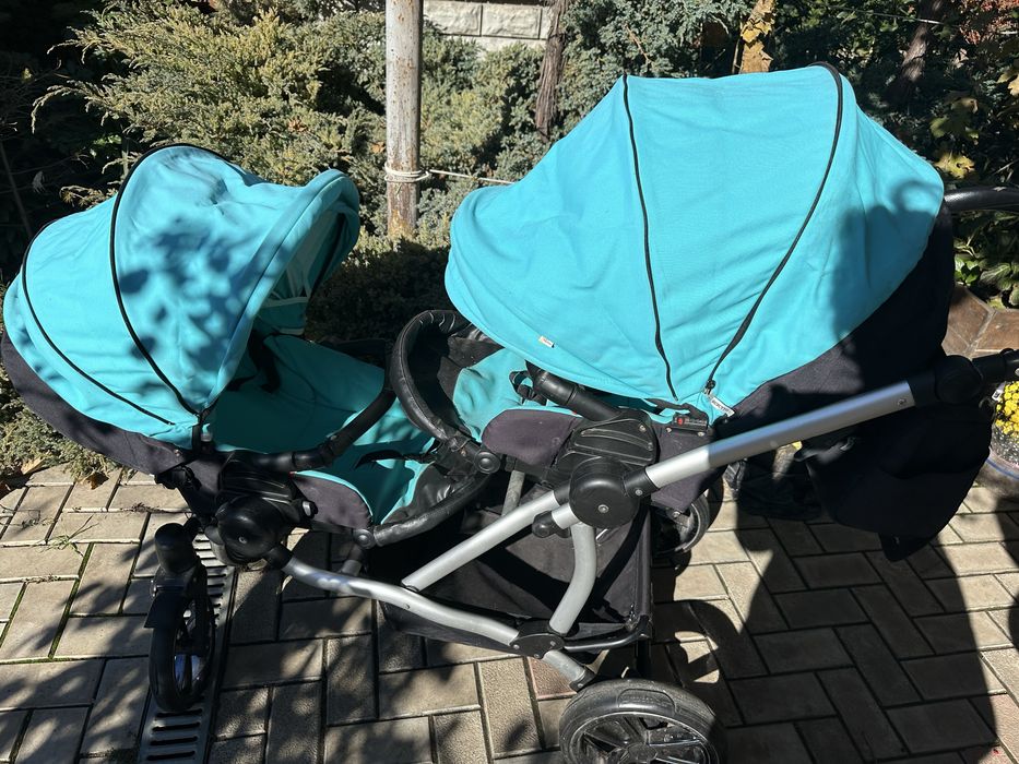 Коляска доя двойни