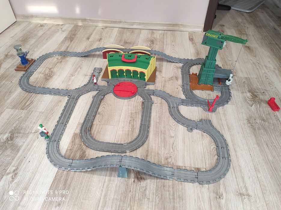 Pociągi Tory Tomek i przyjaciele