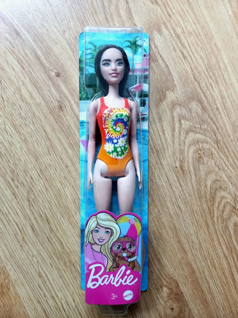 16. Nowa Lalka Barbie plażowa w stroju kąpielowym