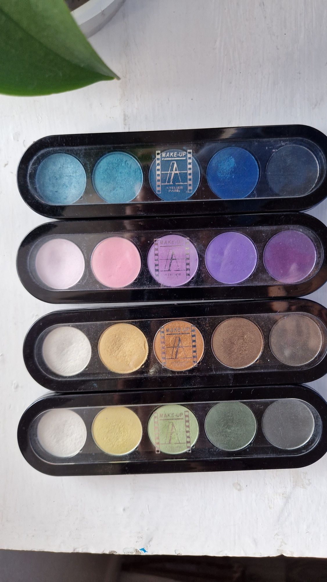 Тіні професійні Make-Up Atelier Paris