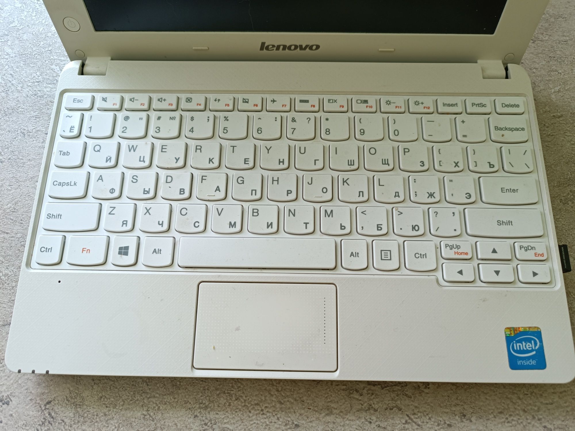 Продам ноутбук Lenovo E10-30