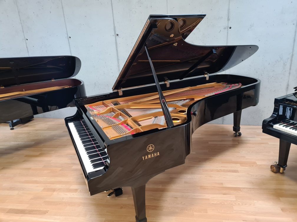 Fortepian fortepiany Yamaha CF koncertowy Pianocentrum