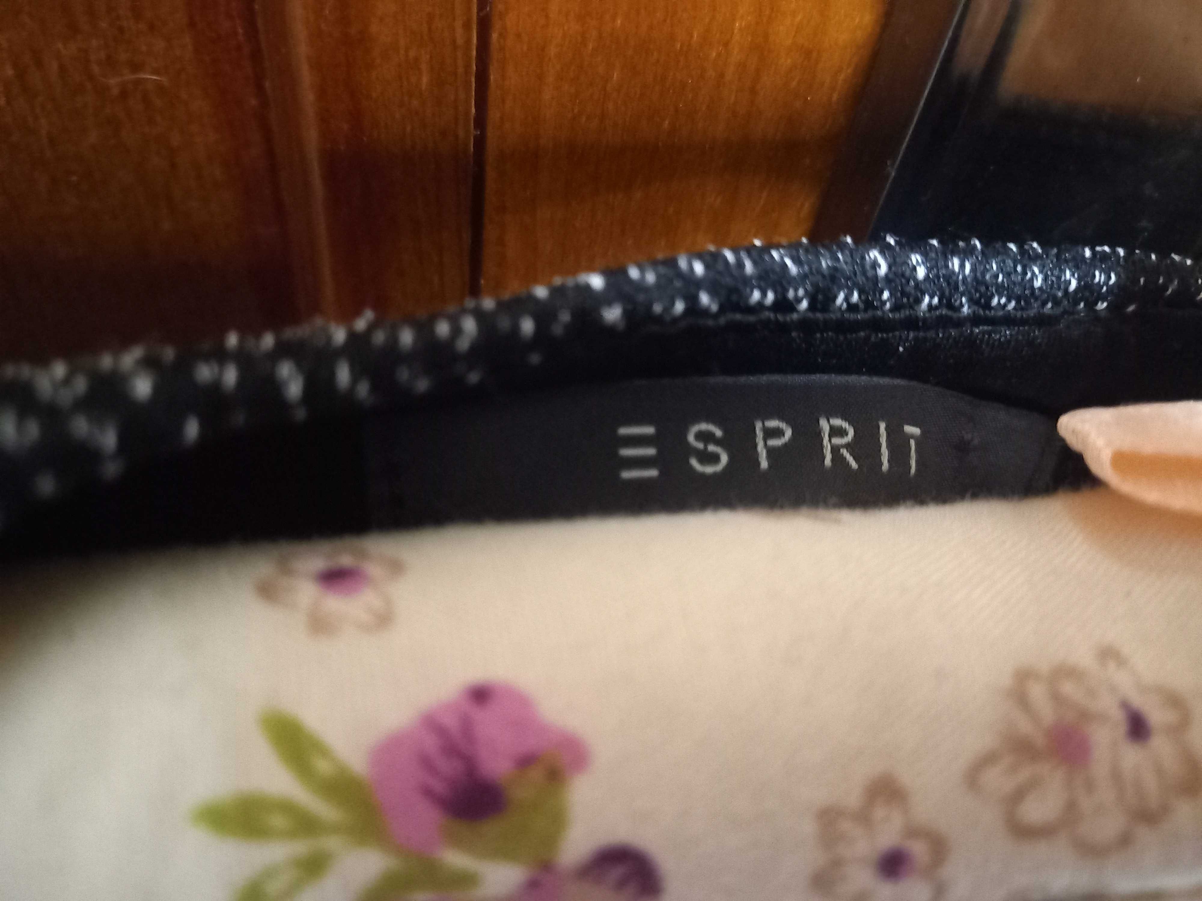 Ołówkowa sukienka Esprit XS