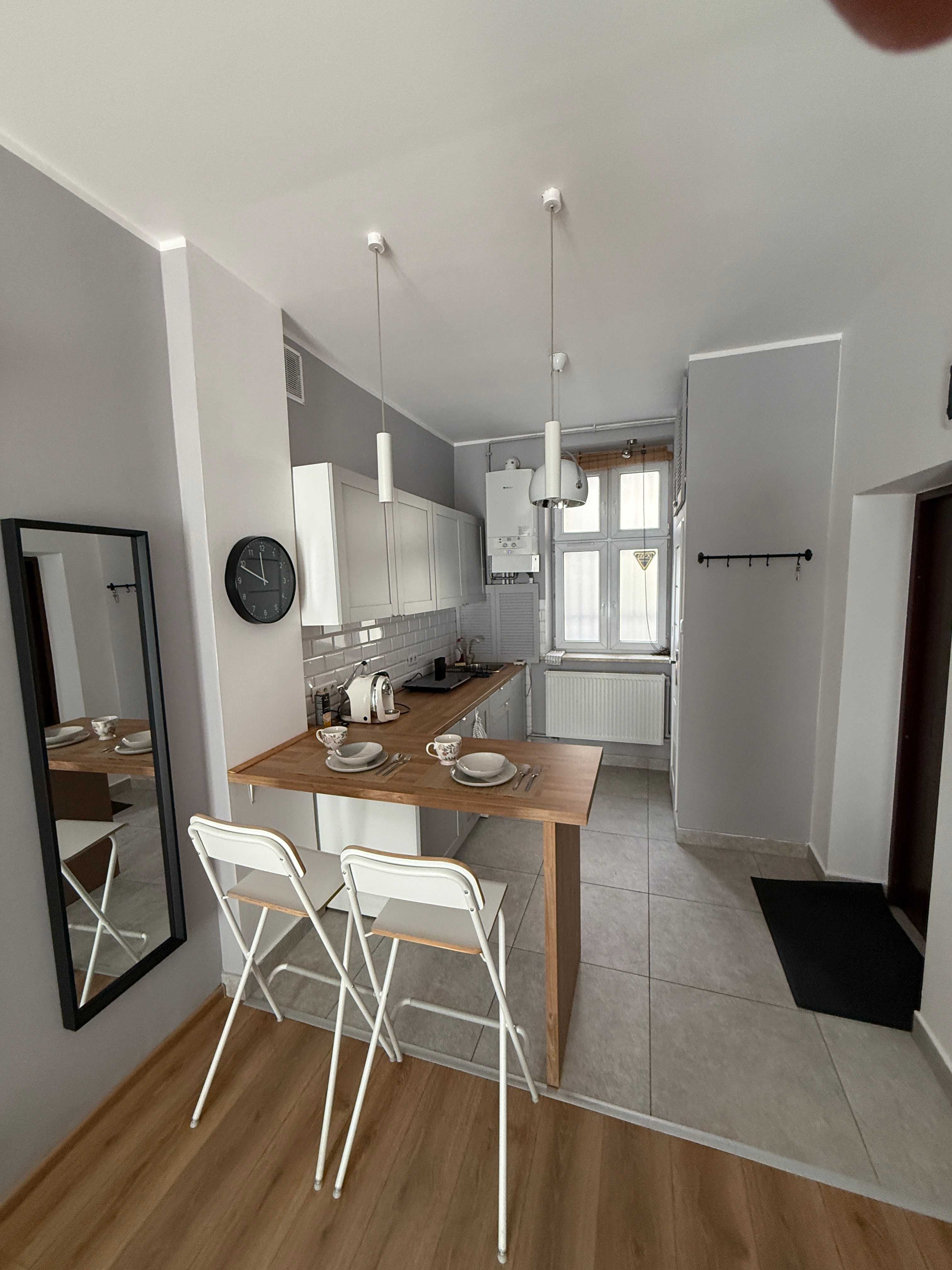 Nowoczesne studio 25 m² w Centrum Chorzowa – Blisko Parku Śląskiego