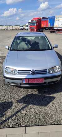 Volkswagen Golf 2002р.